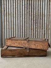 Antique style Storage box in Wood and iron