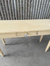 Antique style Table in Wood
