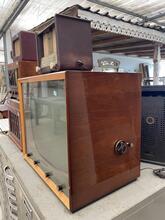 Antique style Tv