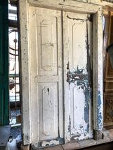 Antique style Antique white door in Wood