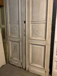 Antique style Antique white doors in Wood