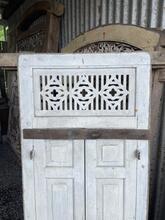 Antique style Window frame in Wood and iron