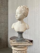 Antique style Women sculpture in albast in Albast, Europe