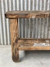 Antique style Antique workbench in Wood