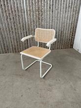 Armstoel Design stijl in hout,