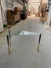 Design tafel Design stijl in glas en ijzer,