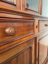 style Glass cabinet