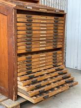 Industrial style Industrial letter press in wood, chest of drawers 20th Century