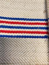 Antique style Linen in Fabric linen , Europe 20e eeuw