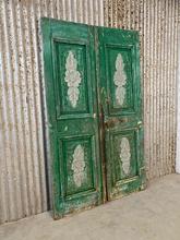 Oldbuidings materials style Antique doors in Wood 20e eeuw