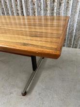 Vintage tafel Design stijl in hout,