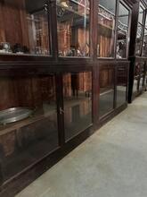 Kast Winkelkast stijl in hout en glas, Sri-Lanka 20e eeuws