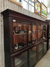 Kast Winkelkast stijl in hout en glas, Sri-Lanka 20e eeuws